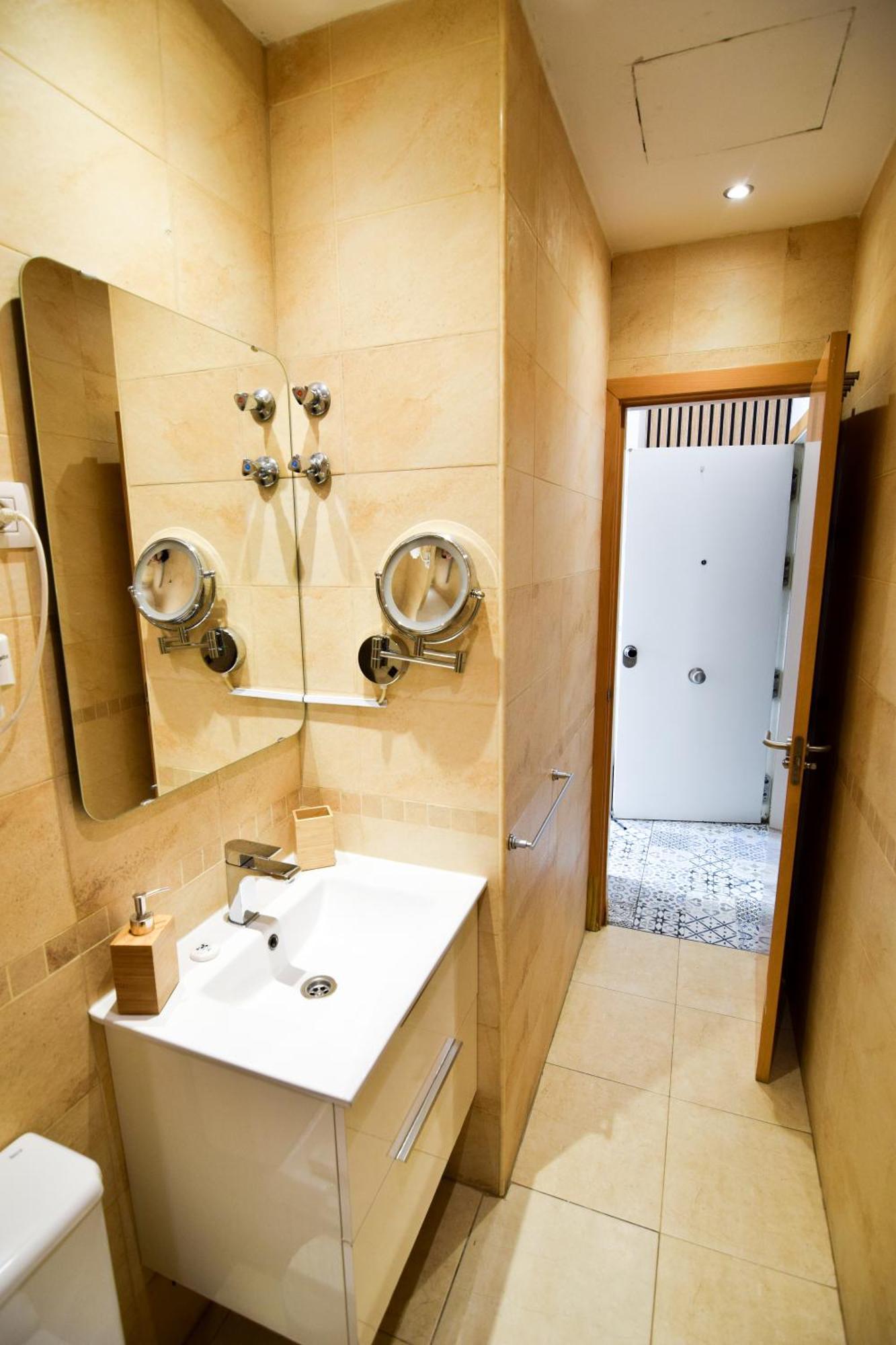 Letmalaga Carreteria 82' Apartamento *