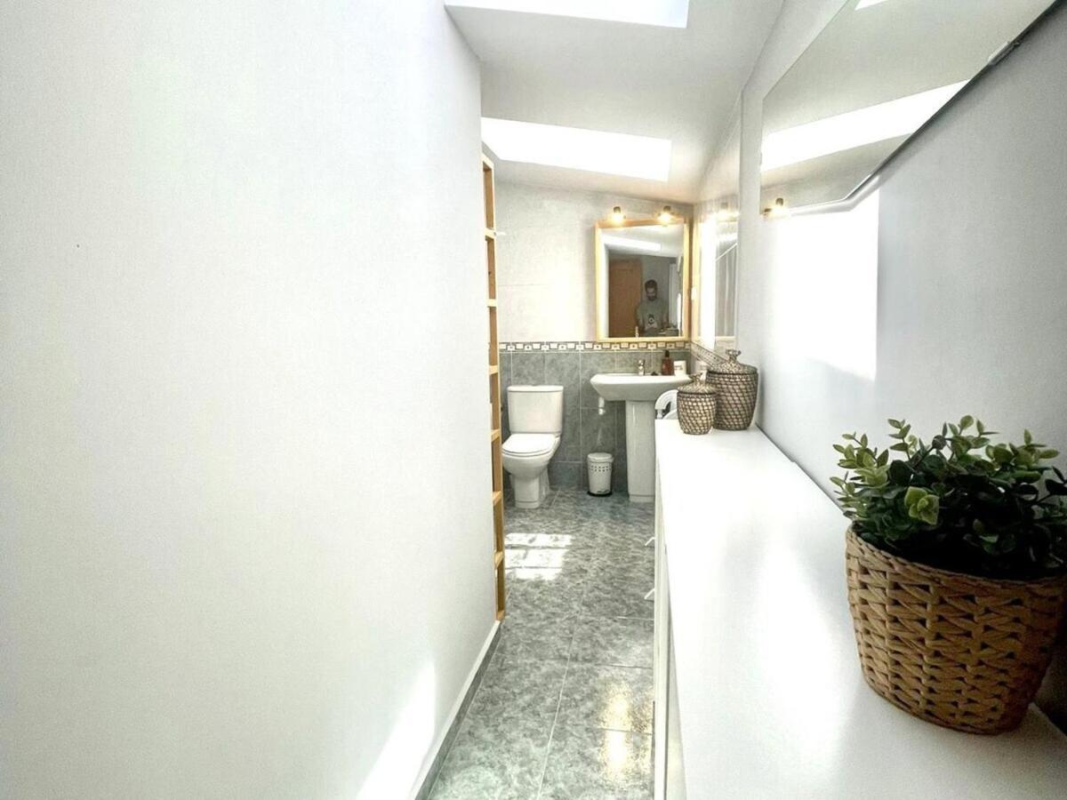 Calu Homes Duplex Cerca Playa De Huelin * Malaga