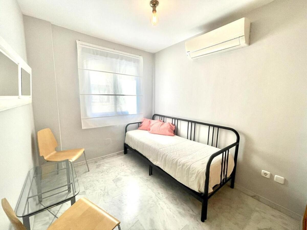 Apartment Calu Homes Duplex Cerca Playa De Huelin Malaga