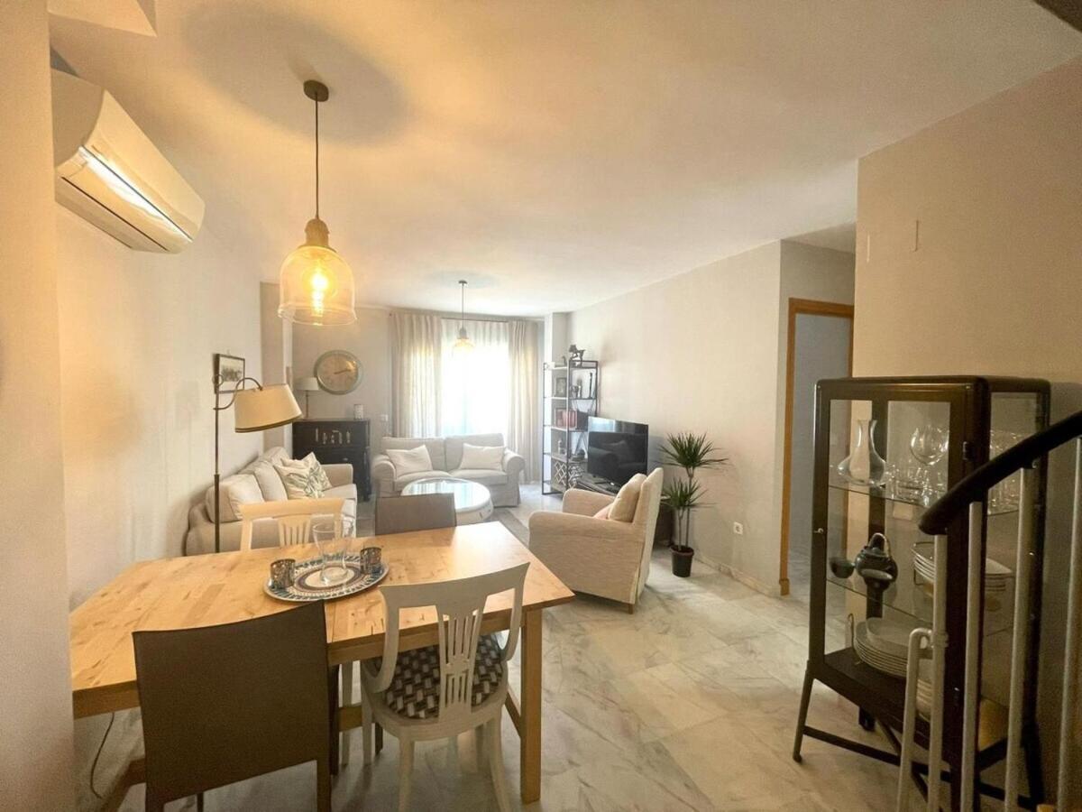 Apartment Calu Homes Duplex Cerca Playa De Huelin Malaga