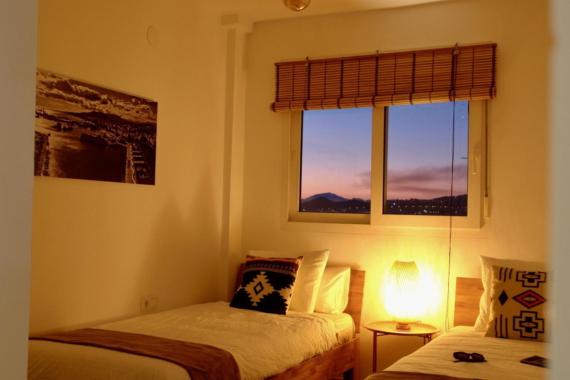 Large With Great Views Apartment