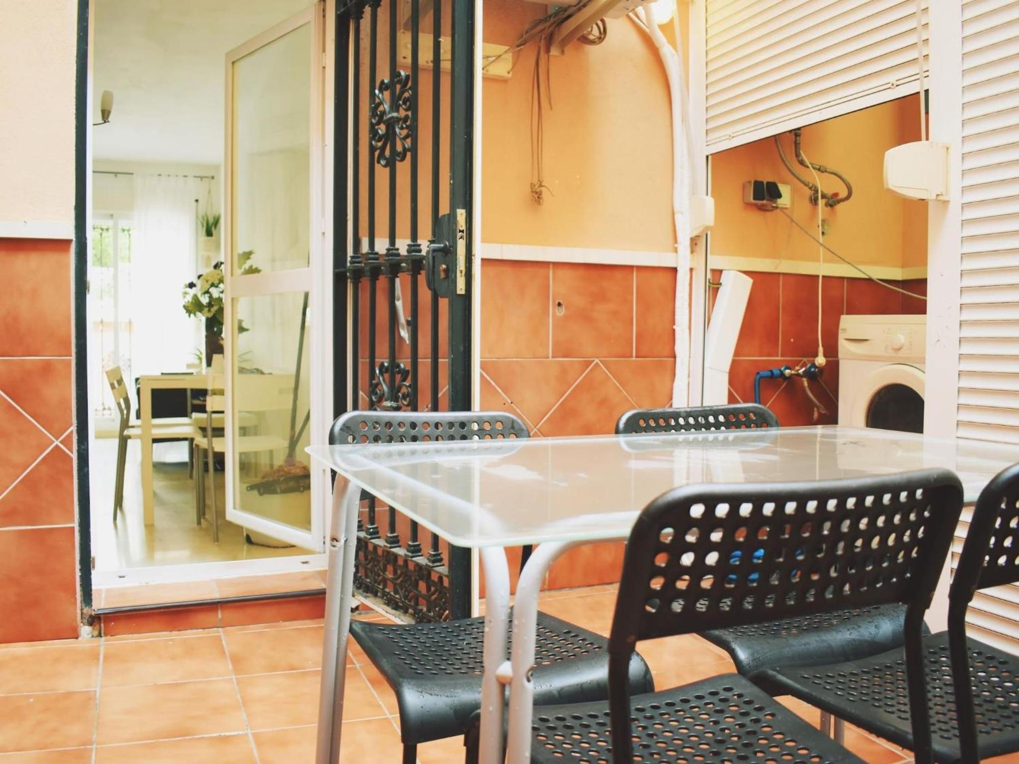 Bea's Home: Cozy On The Outskirts Of Centre Appartement *