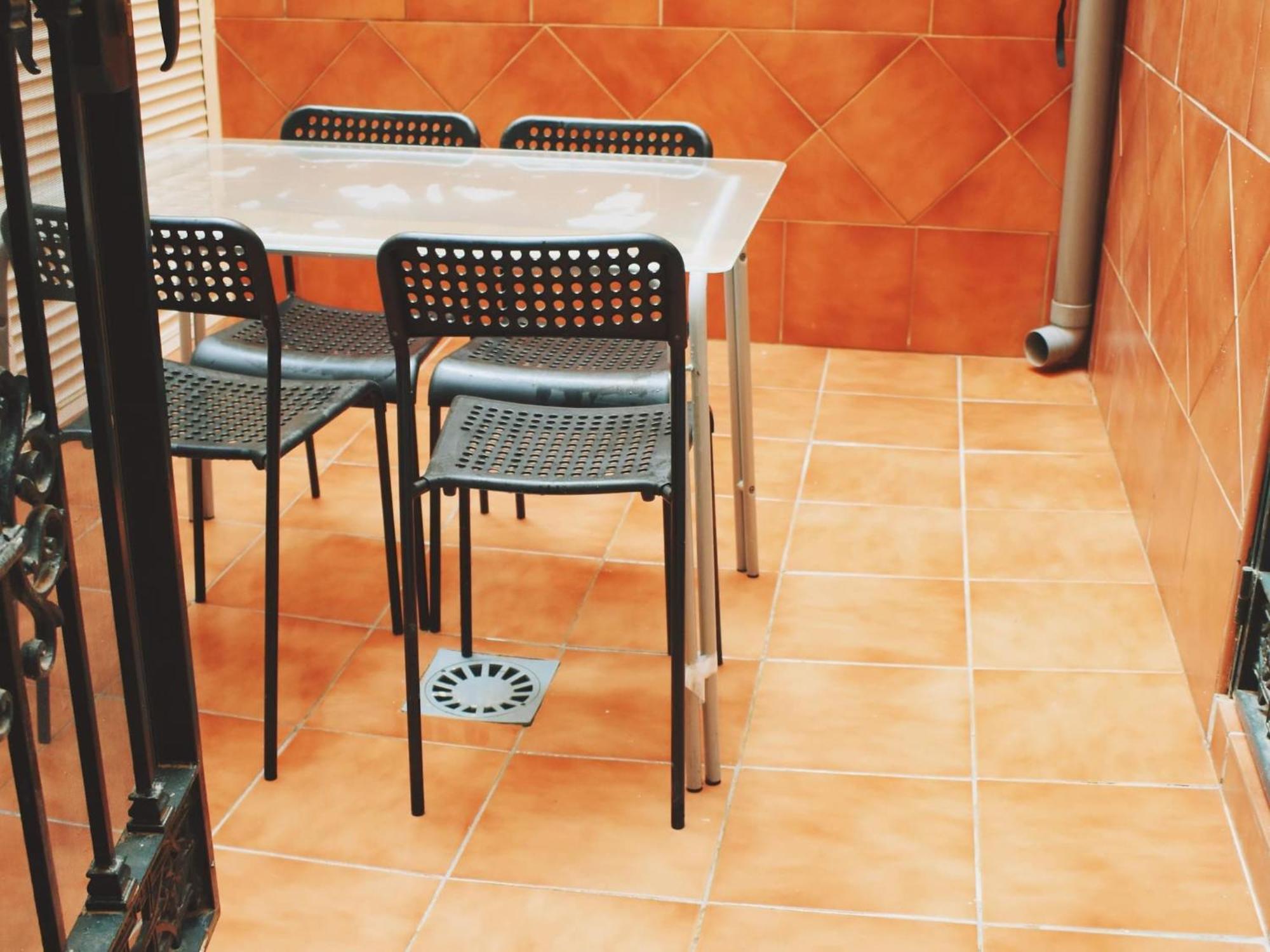 Bea's Home: Cozy On The Outskirts Of Centre Málaga