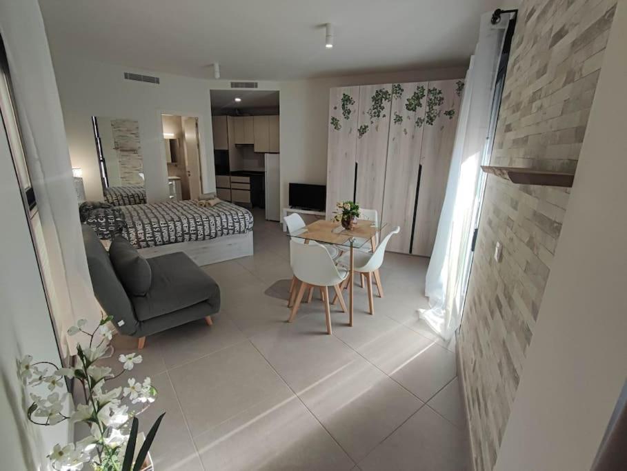 Nuevo Estudio Con Parking Gratis Apartment Malaga