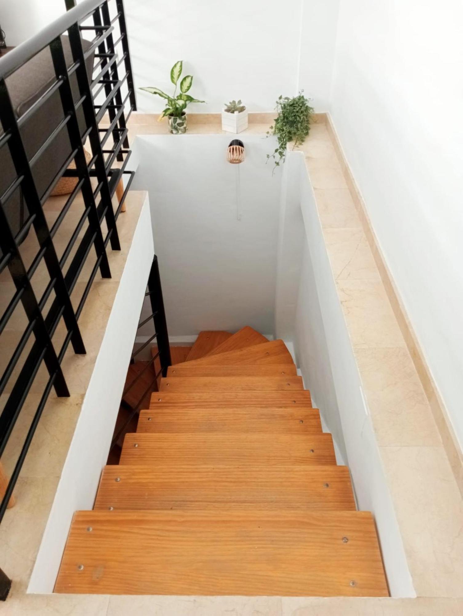 Duplex Mm Center Apartment *
