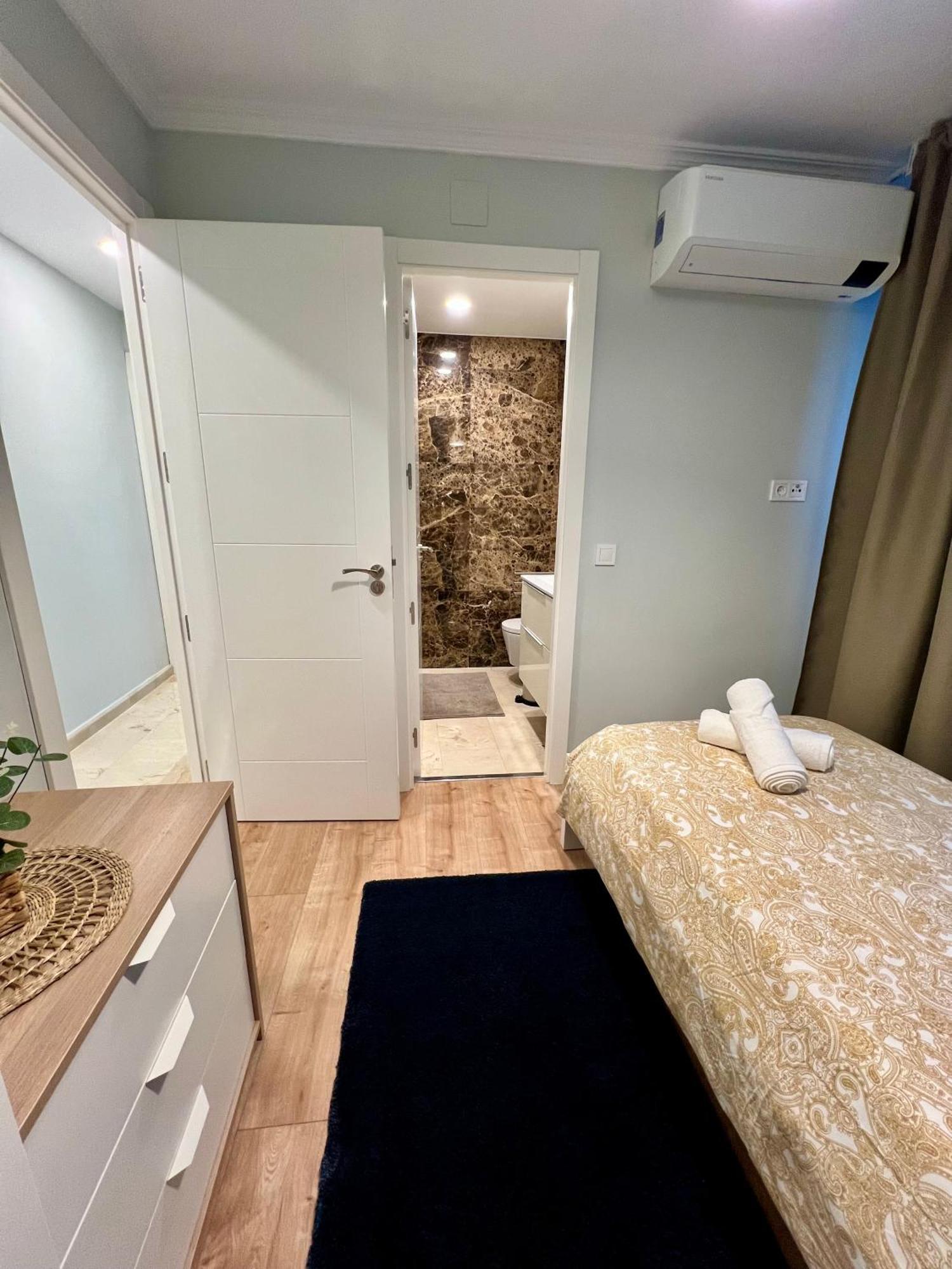 Prestige Iv Apartment *