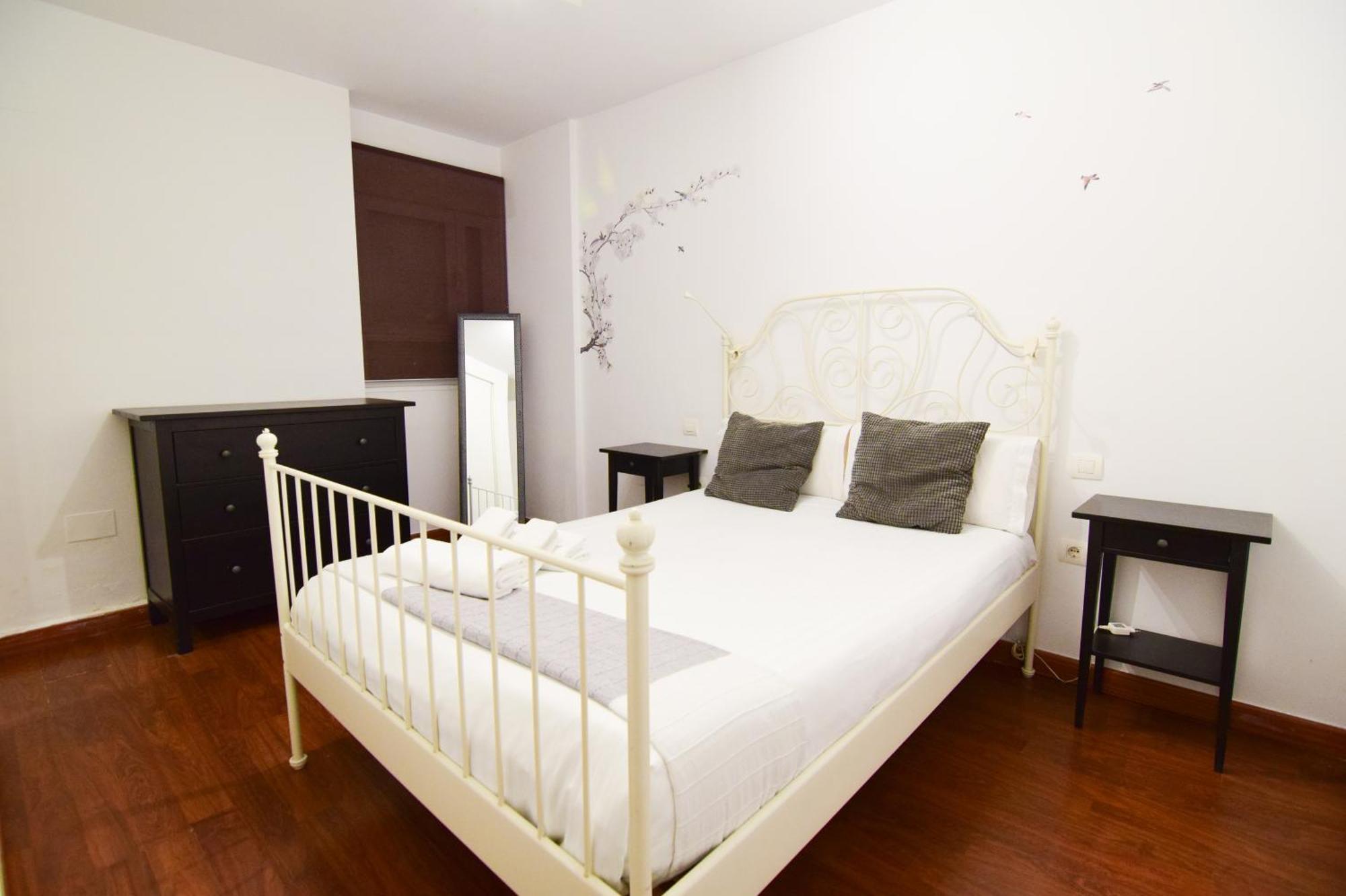 Letmalaga Economy Bishop Orchard Apartment Málaga