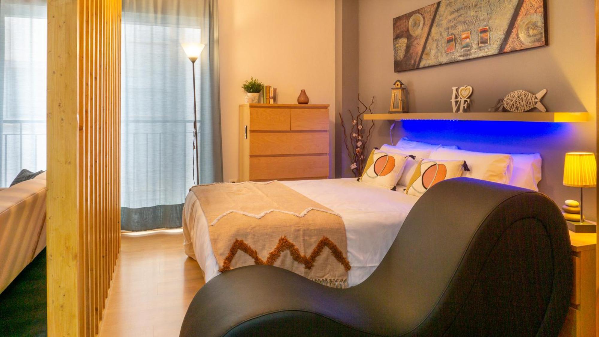 Apartment Center *