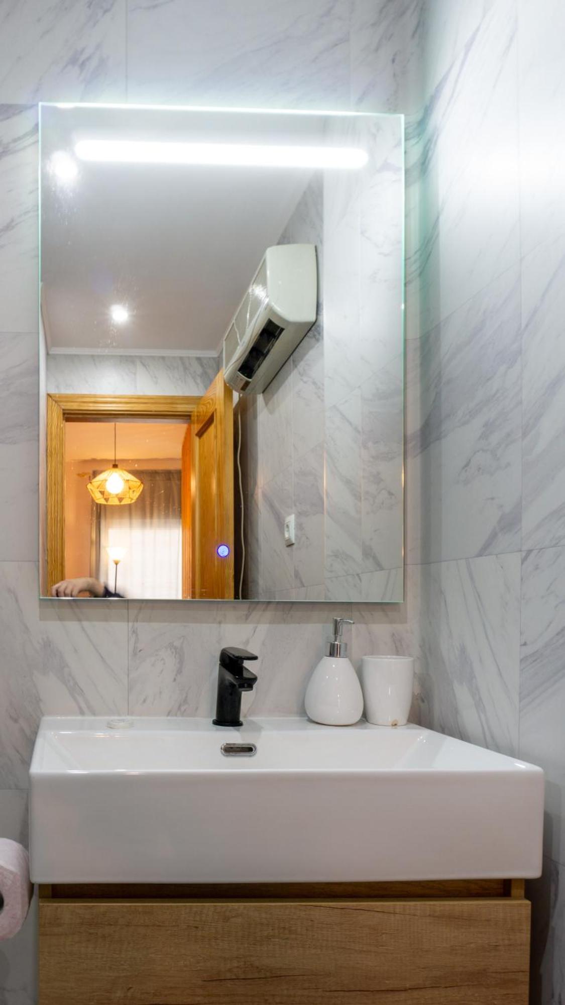 Apartment Center *