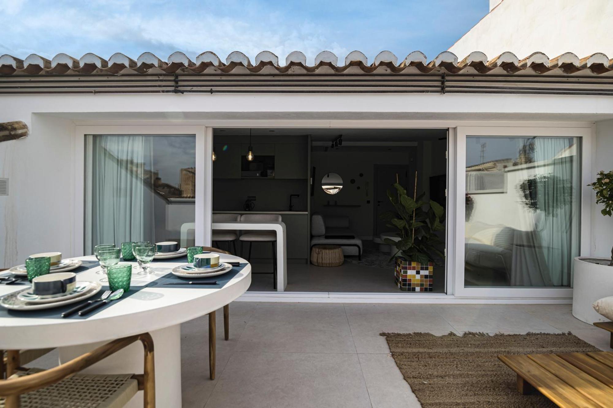 Apartment Atarazanas Suite, Atico Con Terraza *