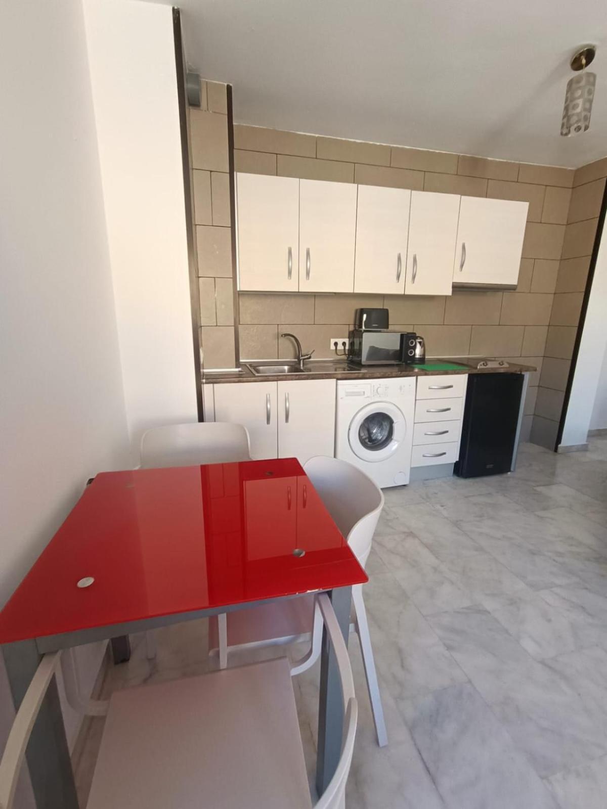 Apartment Huelin & Station