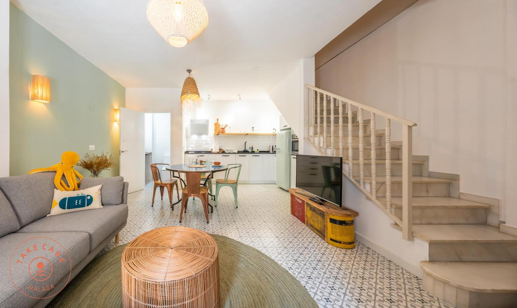 Colourful Fisher House Pulpito In El Palo! - Tcm *
