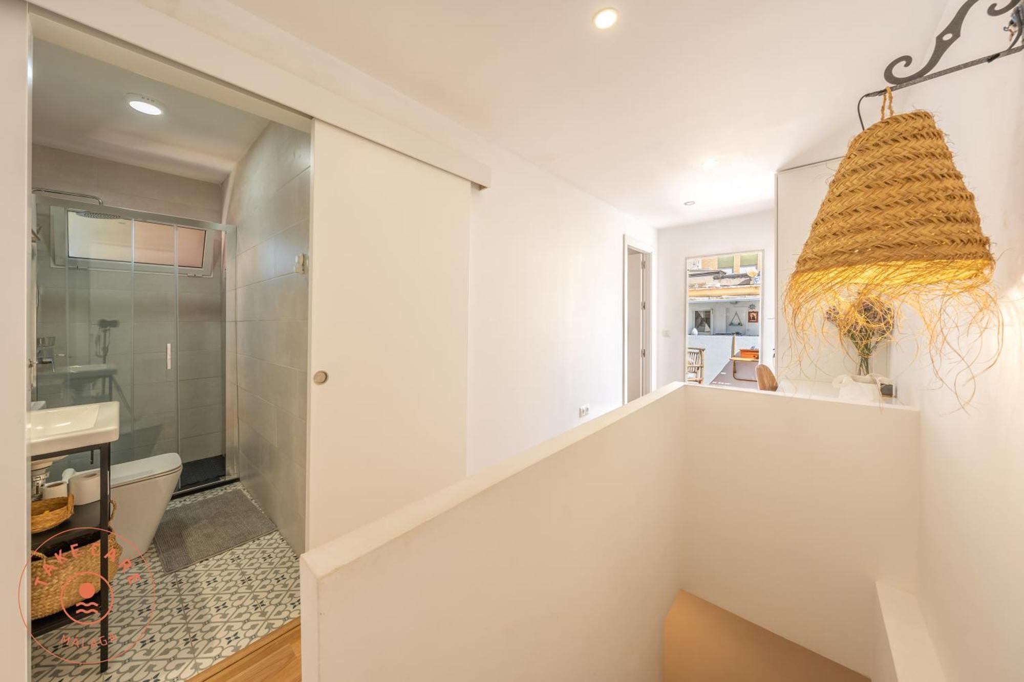 Colourful Fisher House Pulpito In El Palo! - Tcm Holiday home Malaga