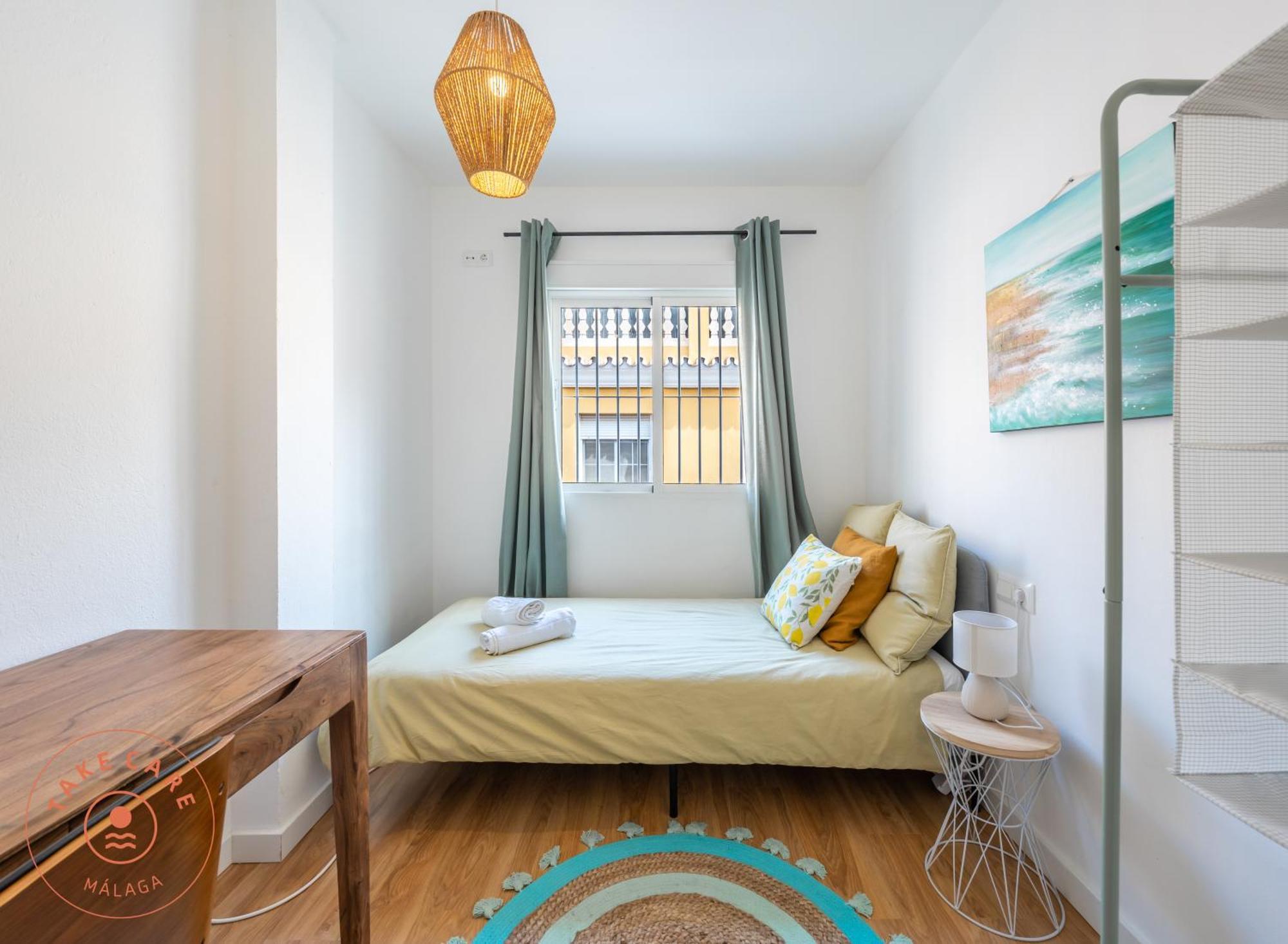 Colourful Fisher House Pulpito In El Palo! - Tcm Holiday home