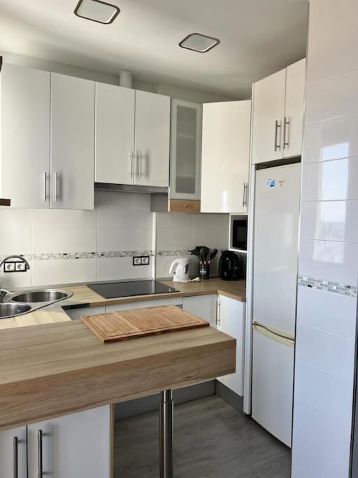 Apartment Espectacular Junto Al Mar, Con Piscina En