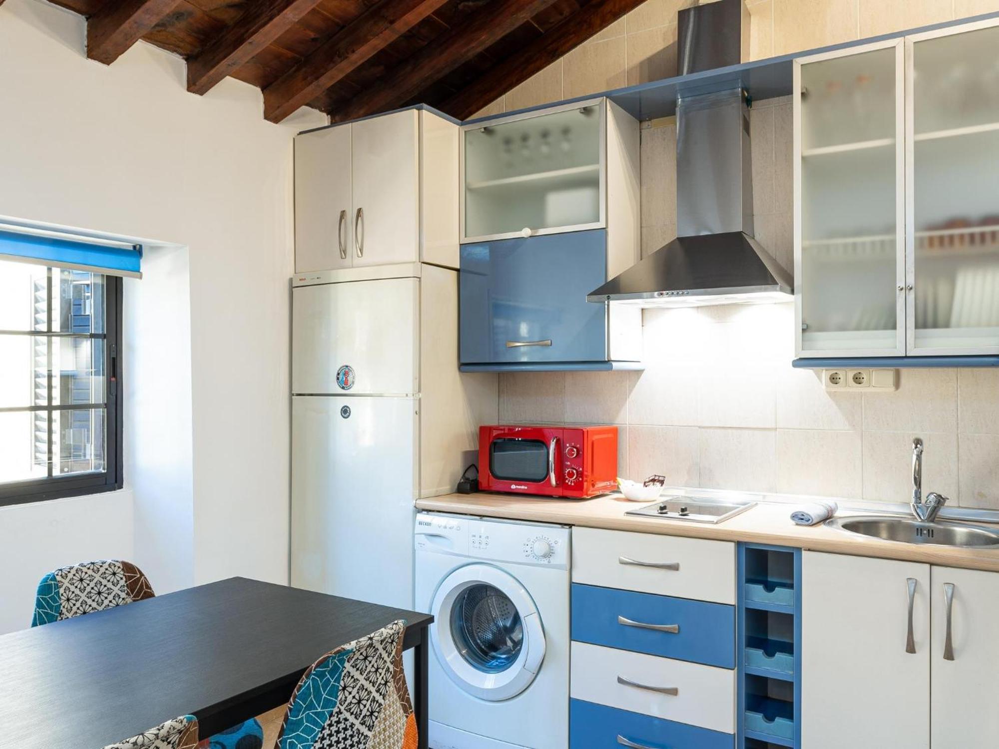 H2m Lazcano With Sunny Terrace In Old Town Appartement Málaga