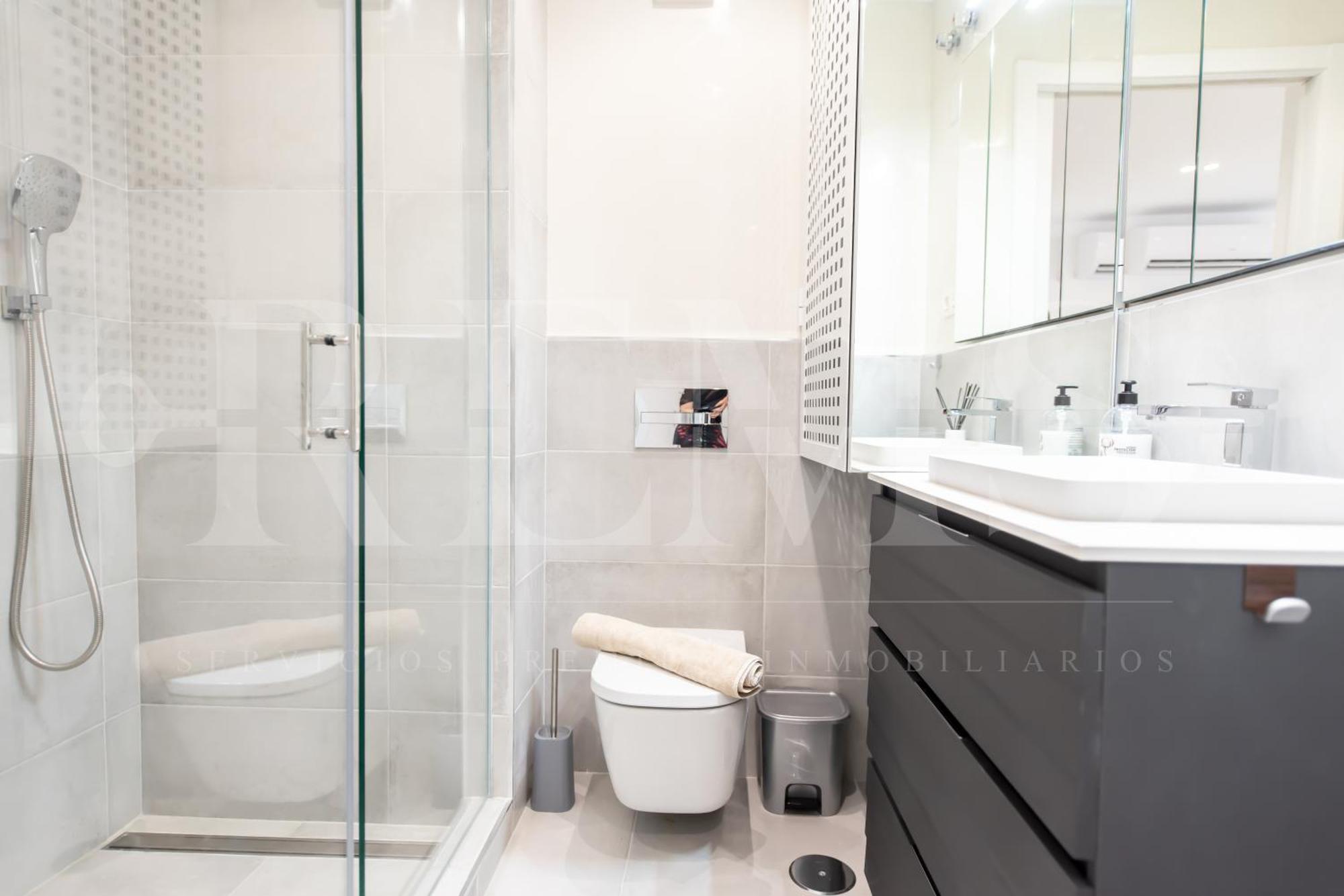 Apartment Comfortable And Charming With Terrace By Rems Malaga