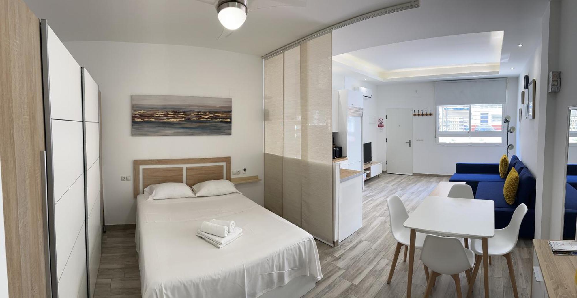 Estudio Eugenio Gross Apartment