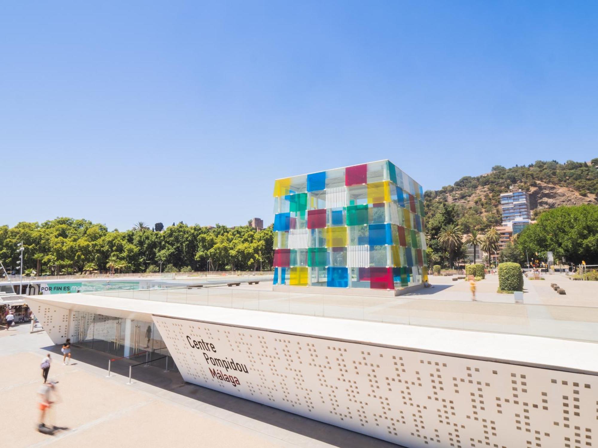 Cubo's Estudio Carreteria 33 2a Malaga