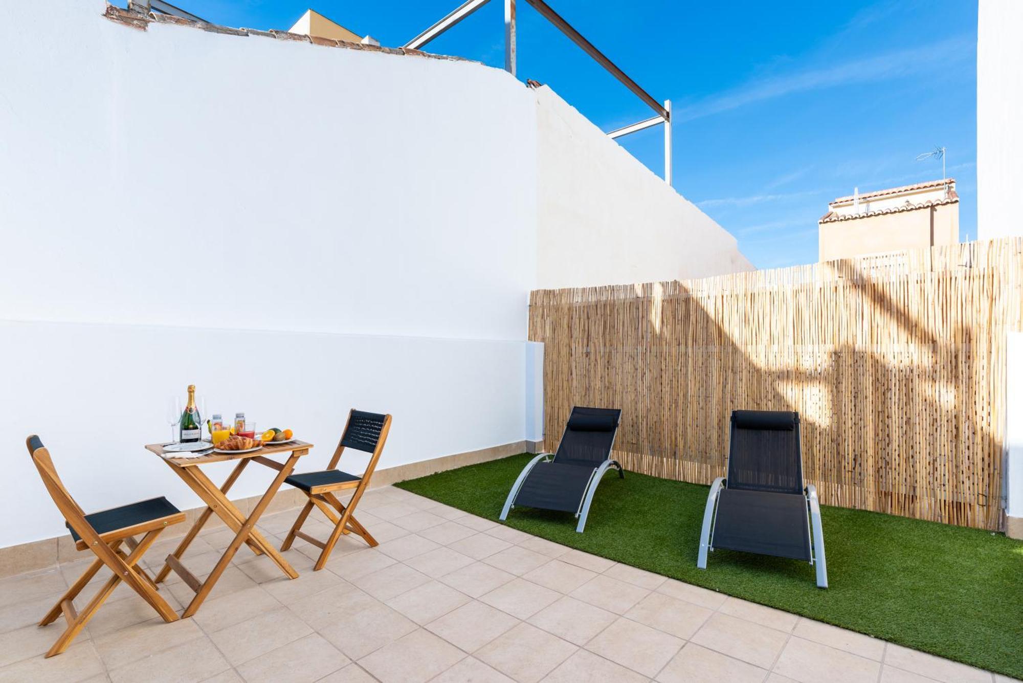 Wintowinrentals Huelin Con Terraza Chill Out Сasa de vacaciones