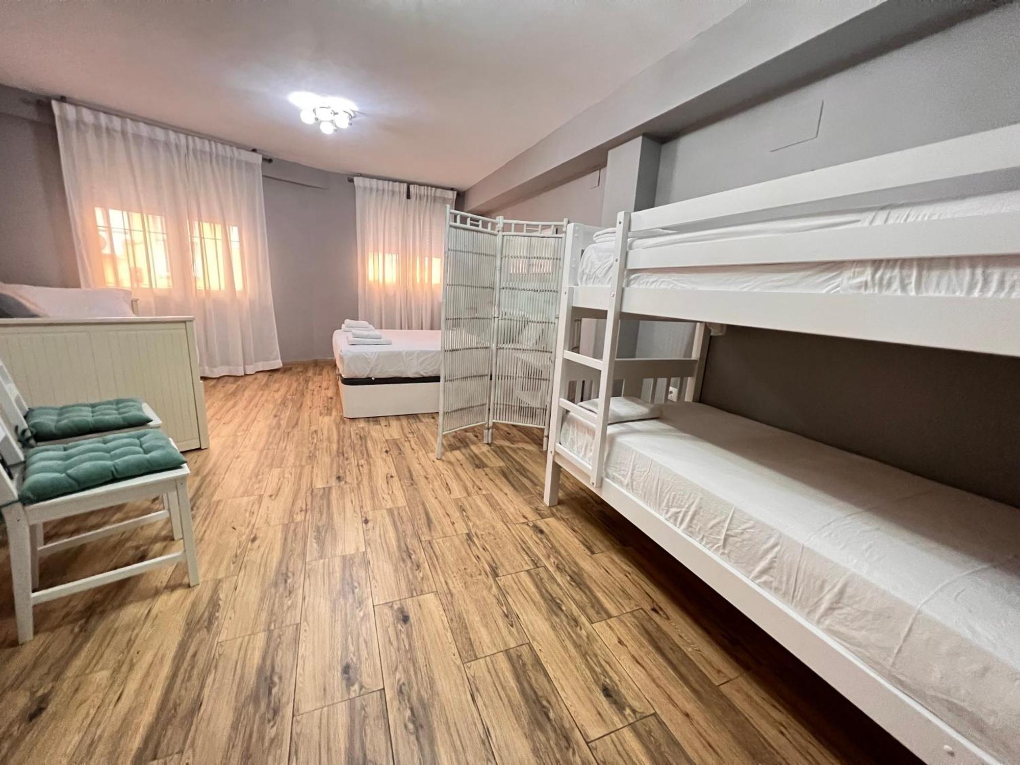 Apartment Nuestra Casita De Marmoles Parking Incluido 2 Bicis Gratis Malaga