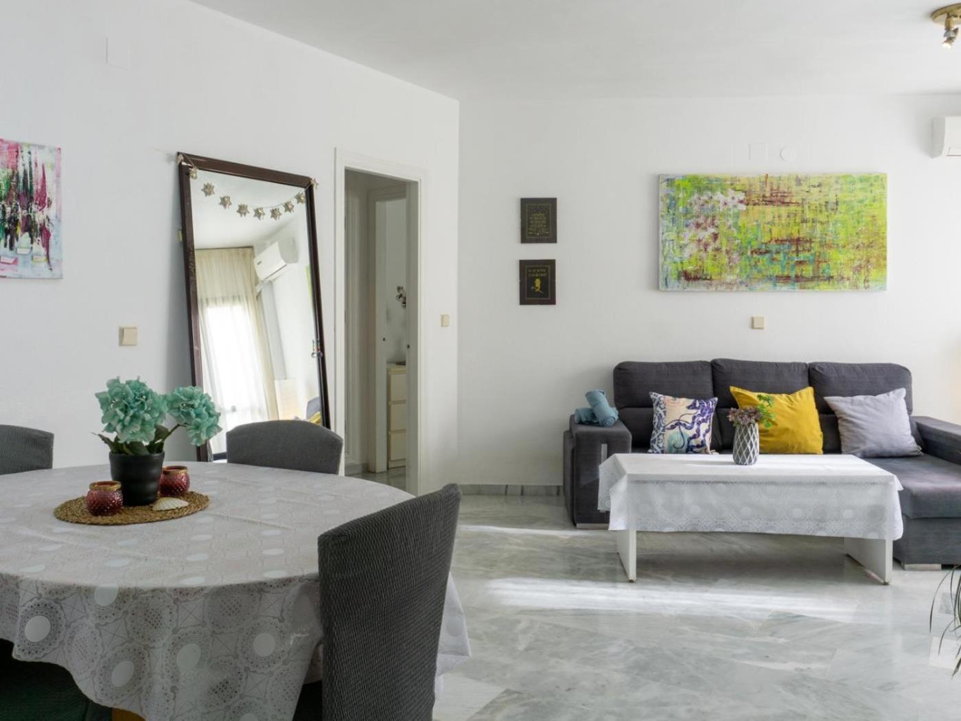 Apartment Center *
