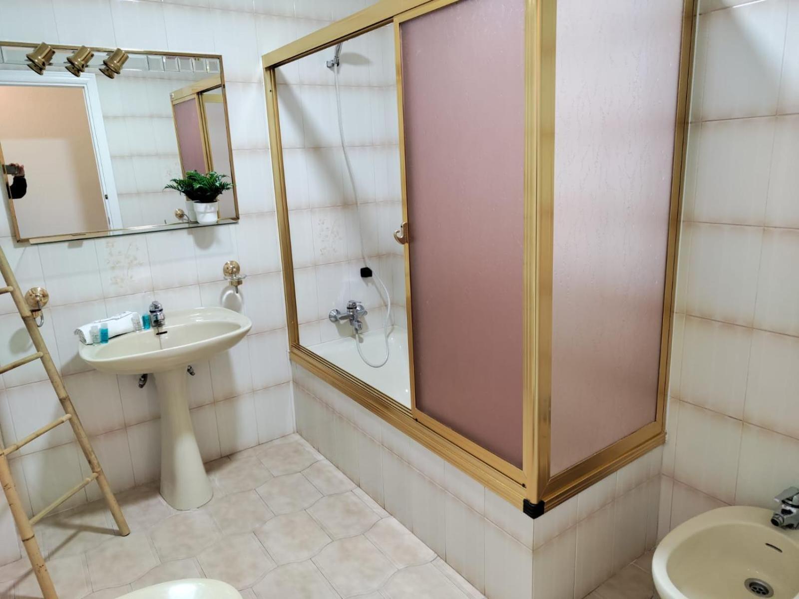 Apartamento Wintowinrentals Your Steps From The Center Málaga