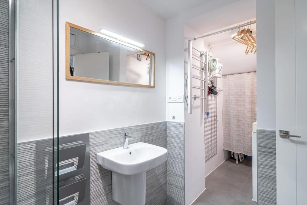 Apartamento Loft De Diseno Cerca De La Playa - El Palo *
