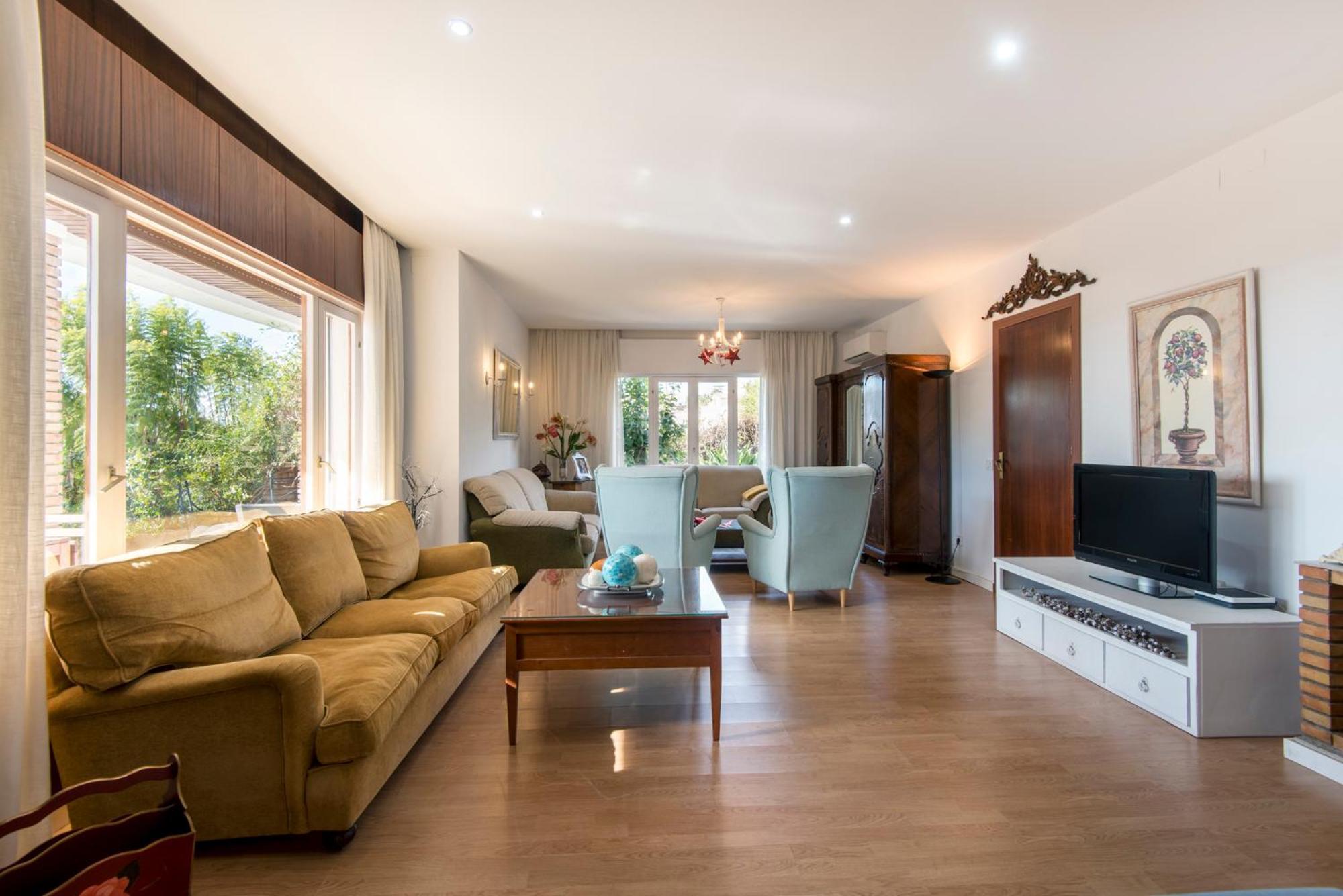 Ferienhaus Queen Of The Ocean Villa: Stately Style House With Pool Málaga