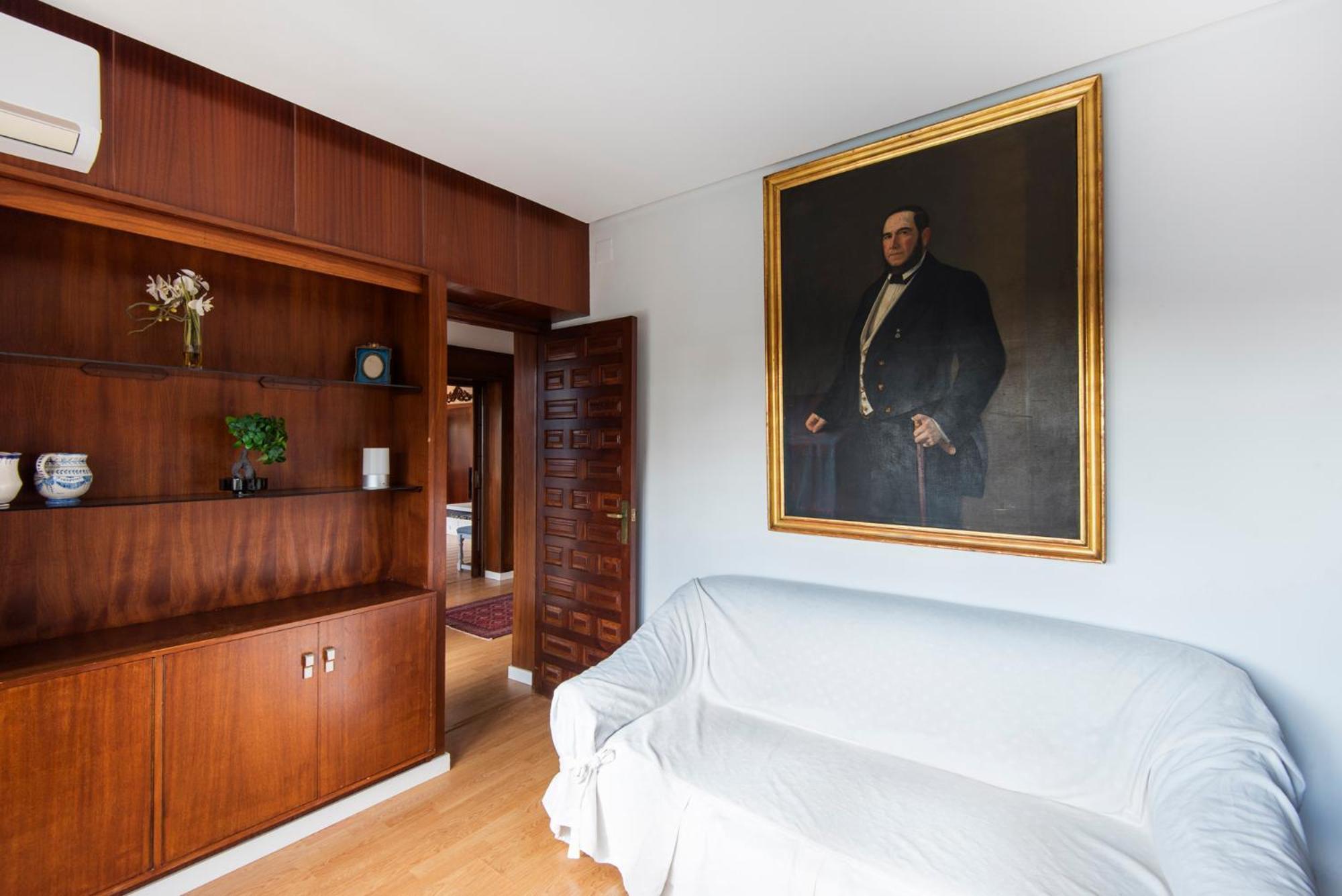 Vakantiehuis Queen Of The Ocean Villa: Stately Style House With Pool