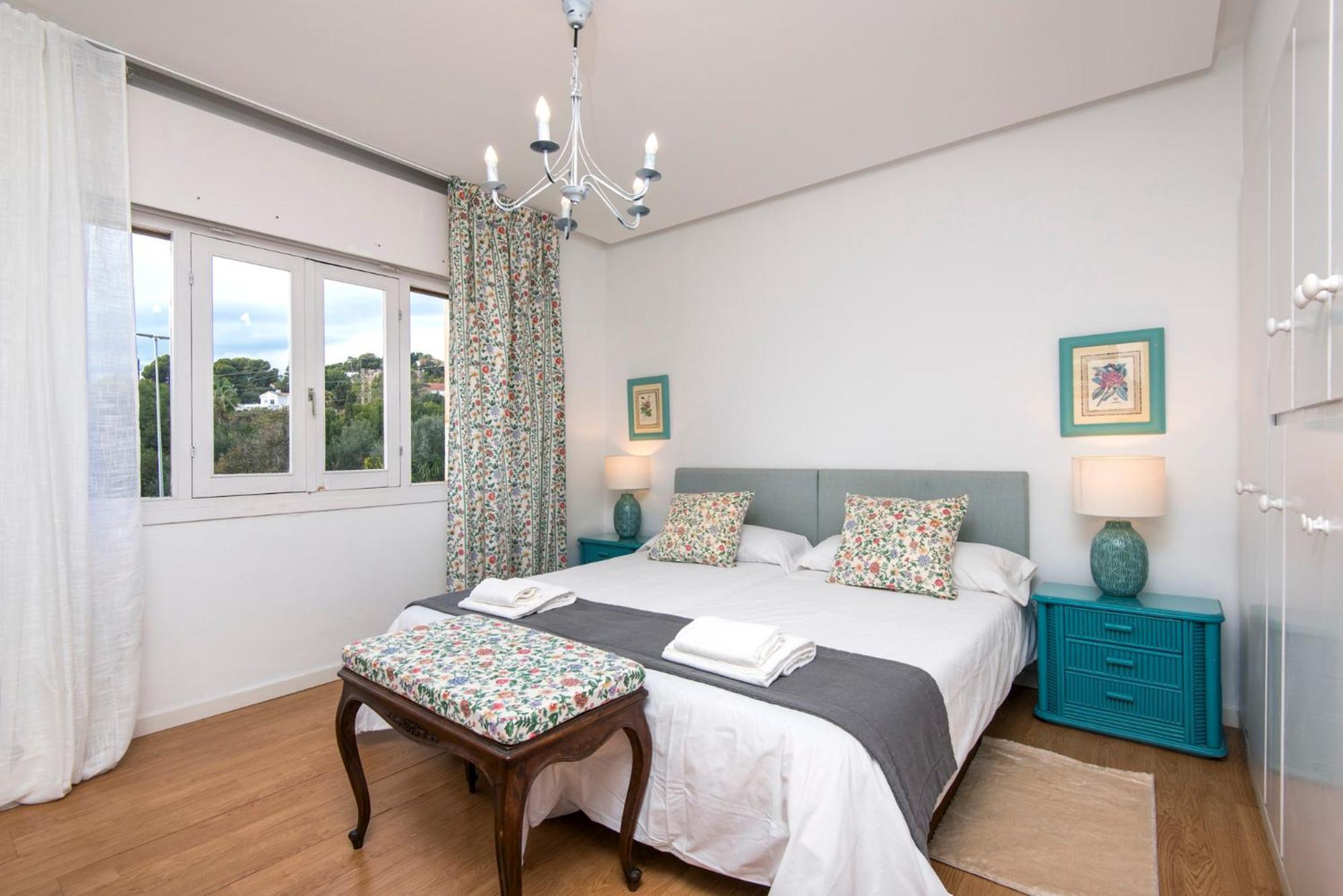 Queen Of The Ocean Villa: Stately Style House With Pool Vakantiehuis Málaga