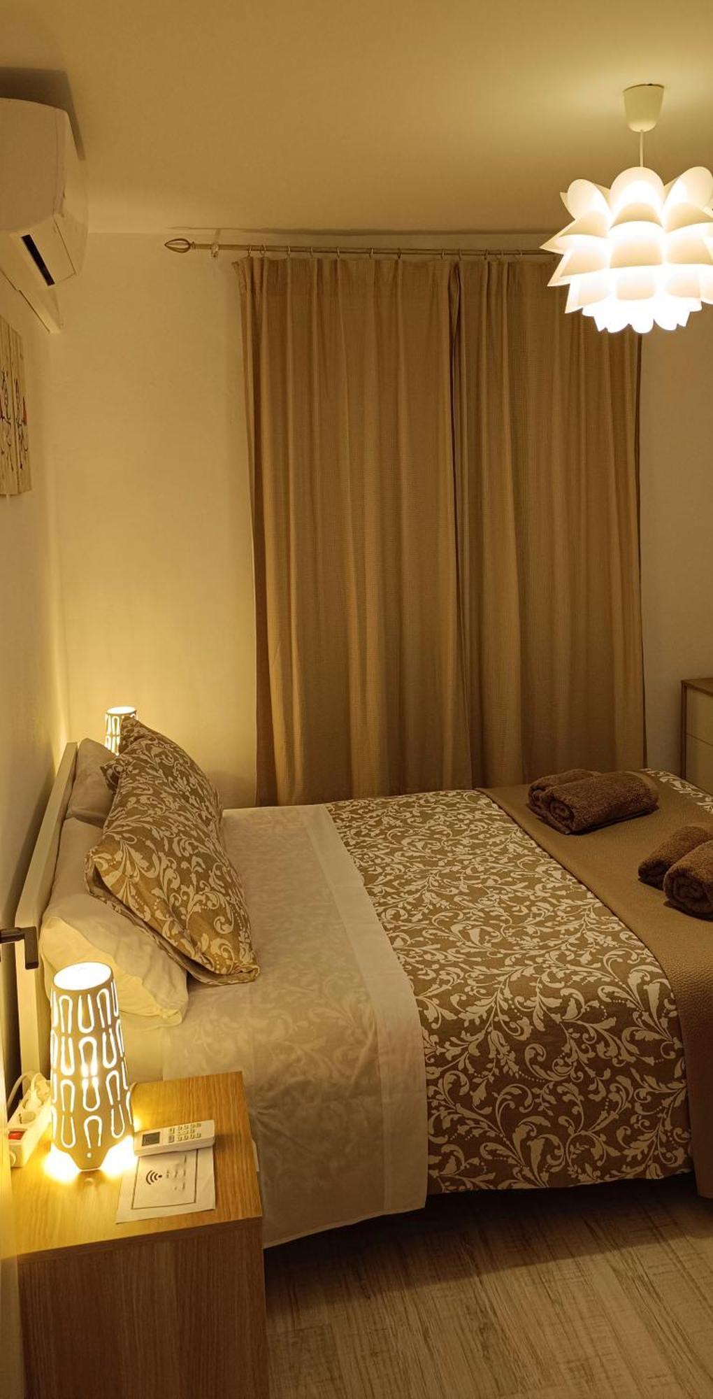 Center Big Apartment-family&friends-5 Beds Apartment Málaga