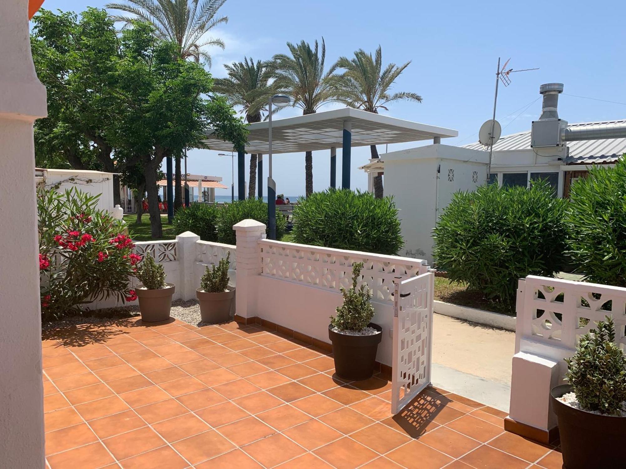Holiday home Beach Bungalow *