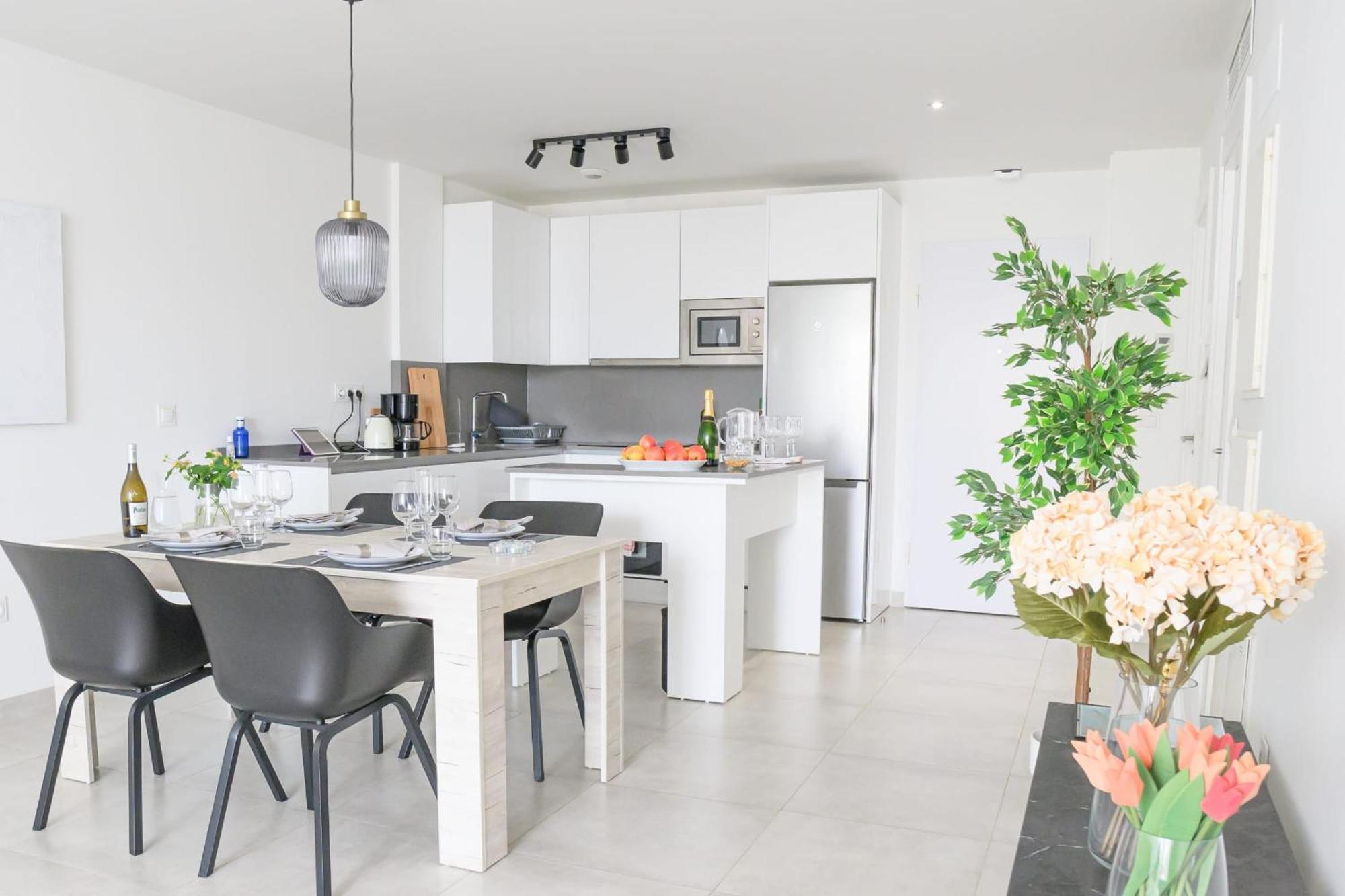 Beautiful Modern 2 Bedroom In Casa Banderas, La Cala De Mijas Appartement