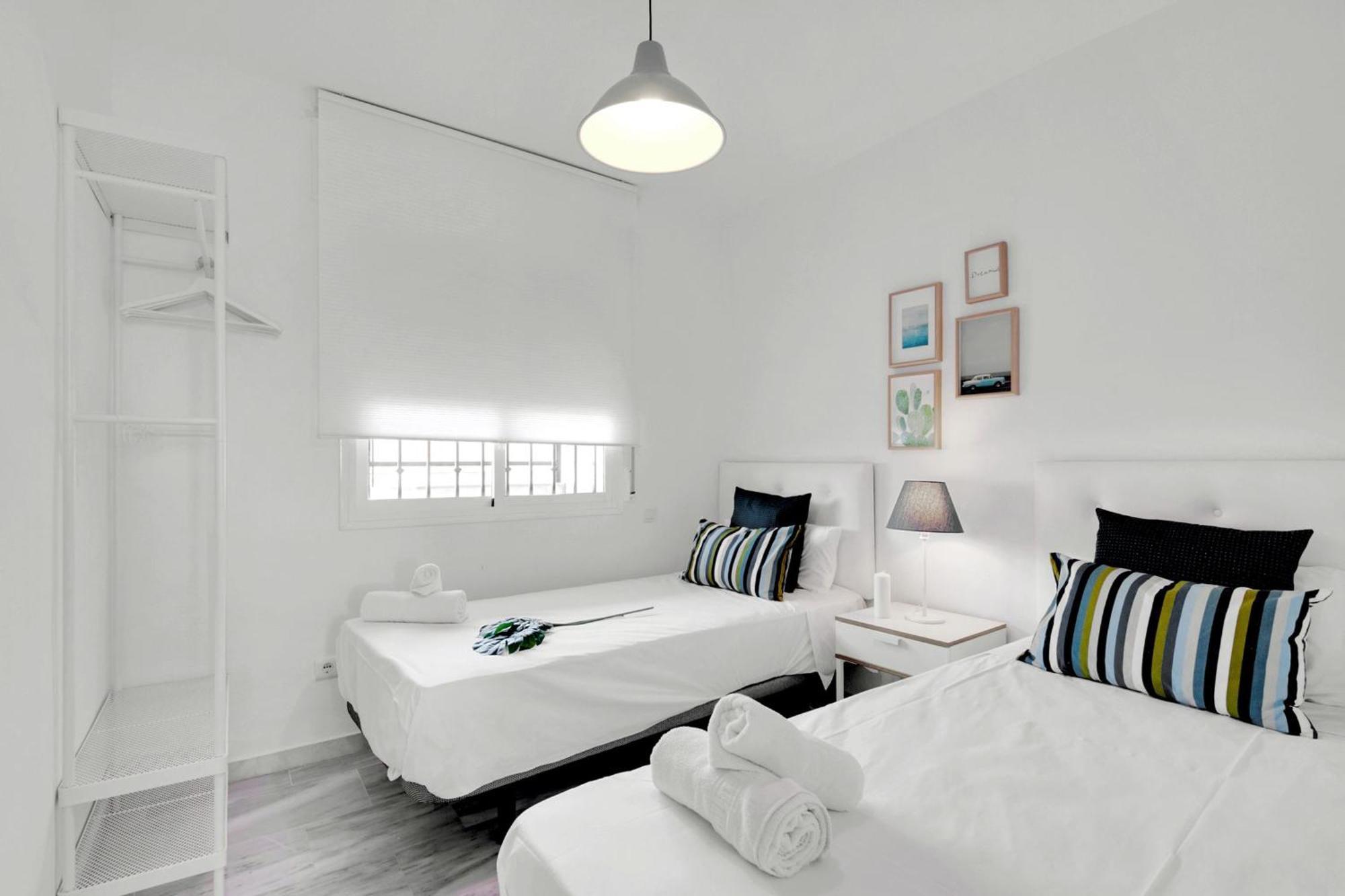 Del Parque Flats - Golf & Terrace Malaga
