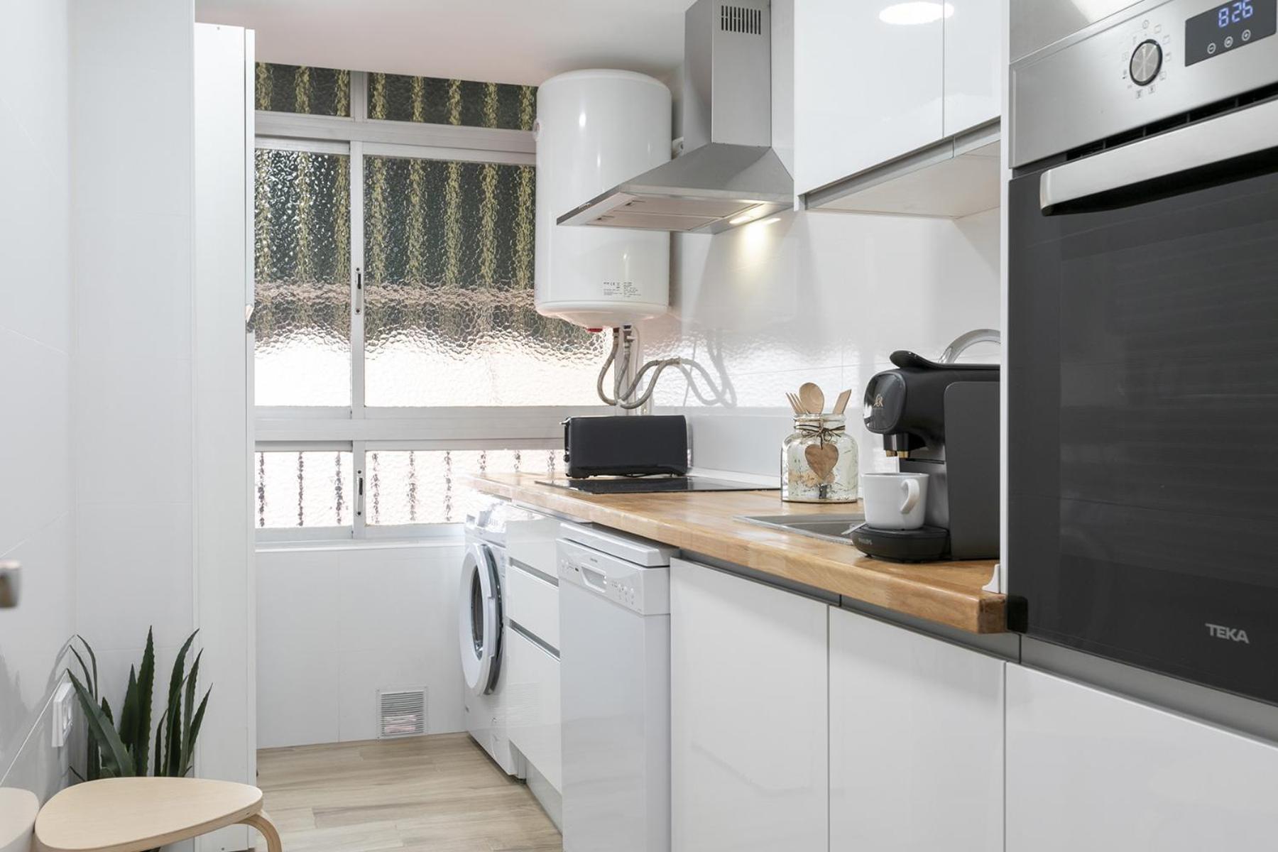 Apartment -malagasunapts-central &quite Malaga