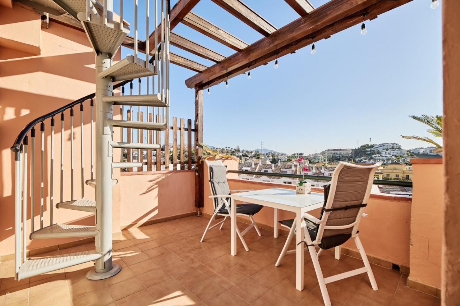 Cozy Penthouse Riviera Del Sol Malaga