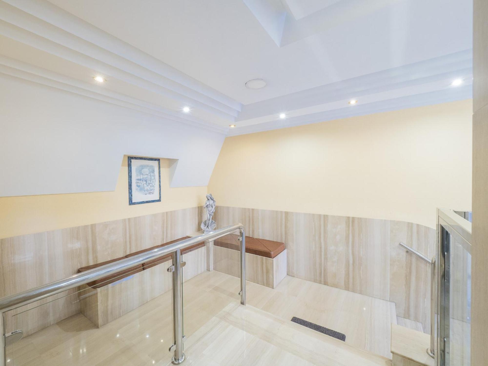 Cubo's Seaview Port & Free Parking Apartment