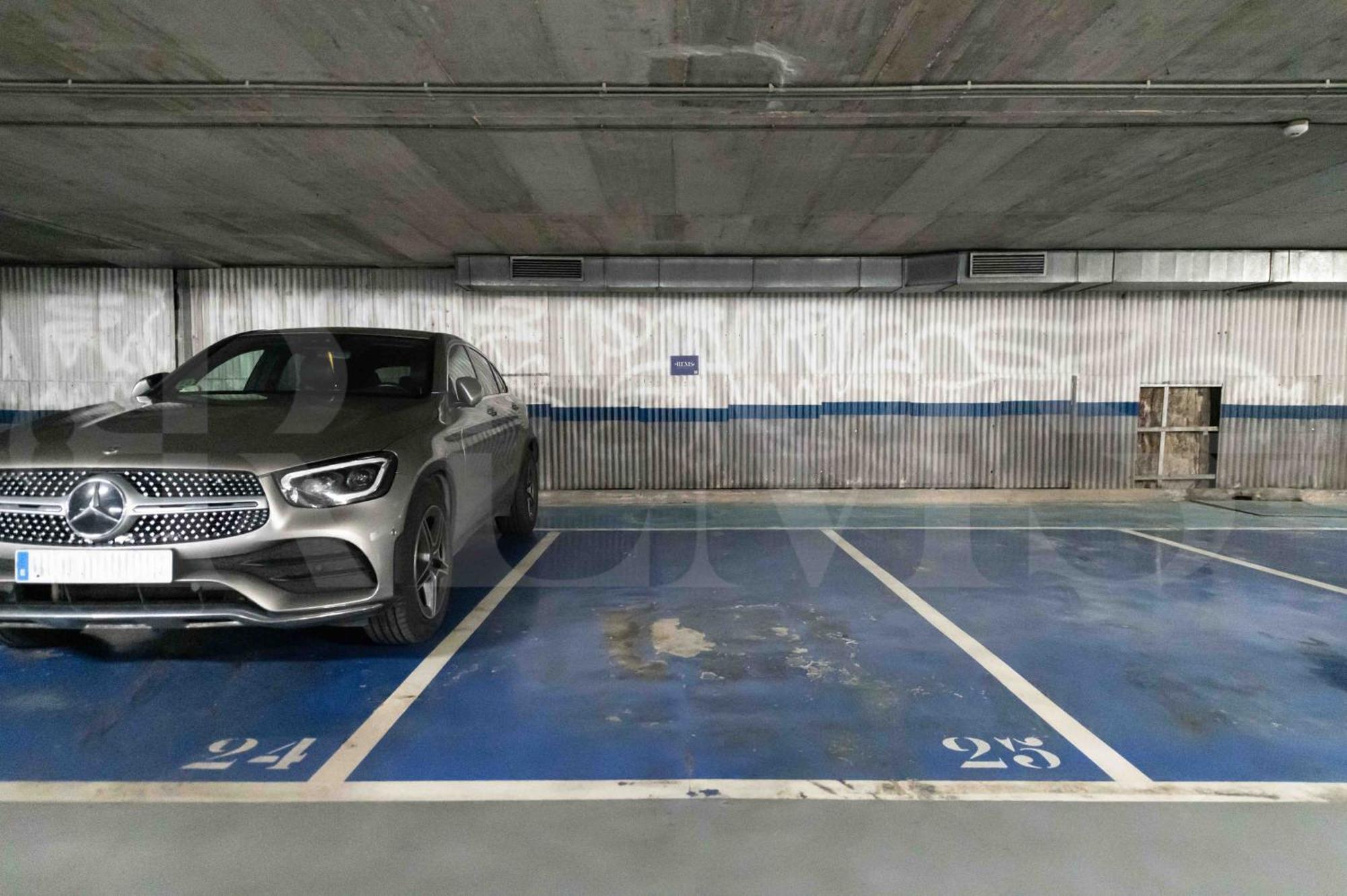 Luxurious In Center With Parking By Rems Apartment Malaga