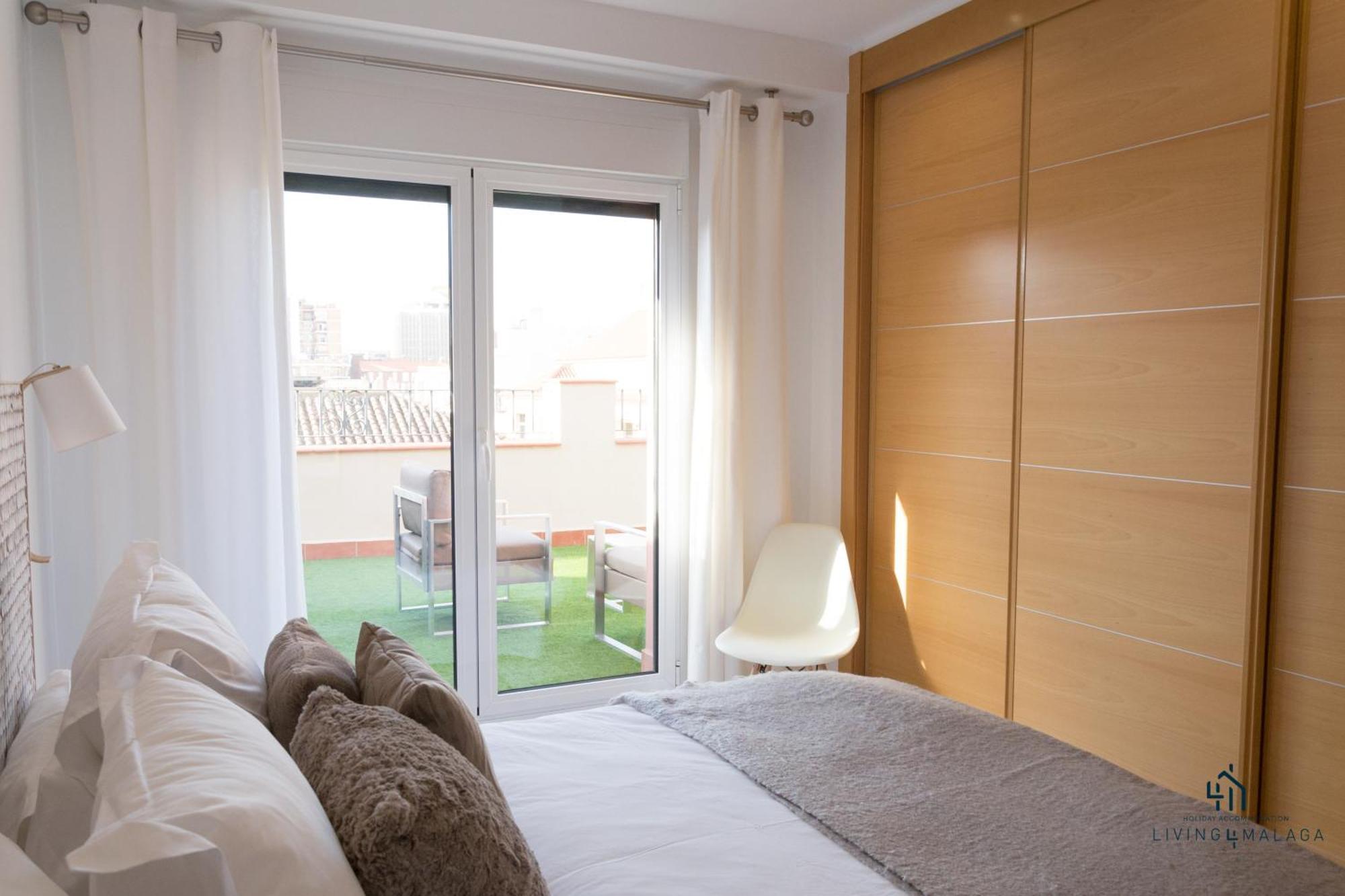 Living4malaga Blue Bay Apartment *