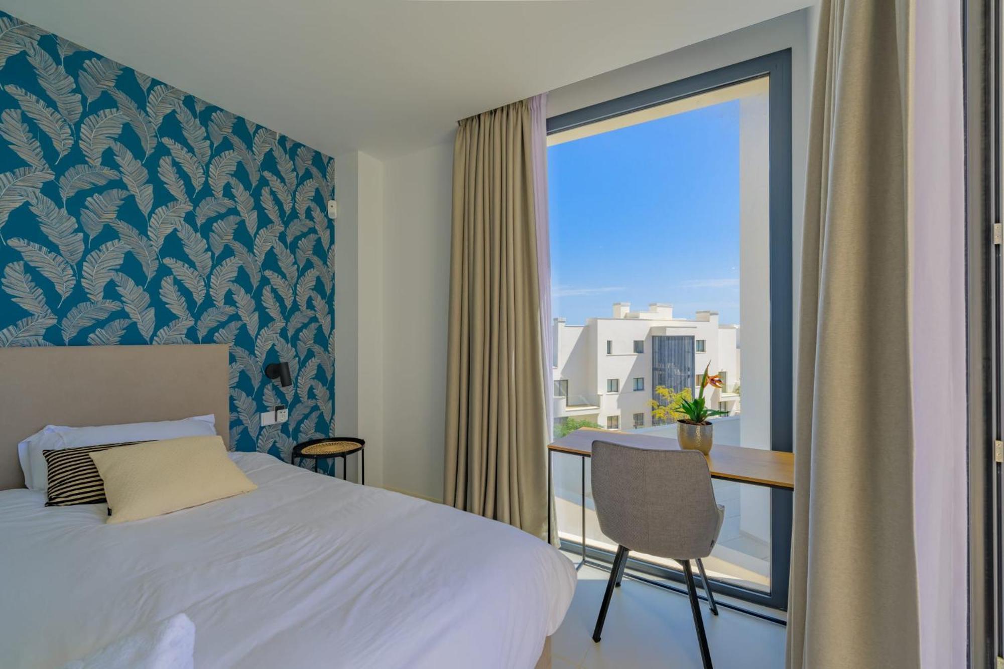 Amazing 3 Bedroom With Seaviews In Higueron * Malaga