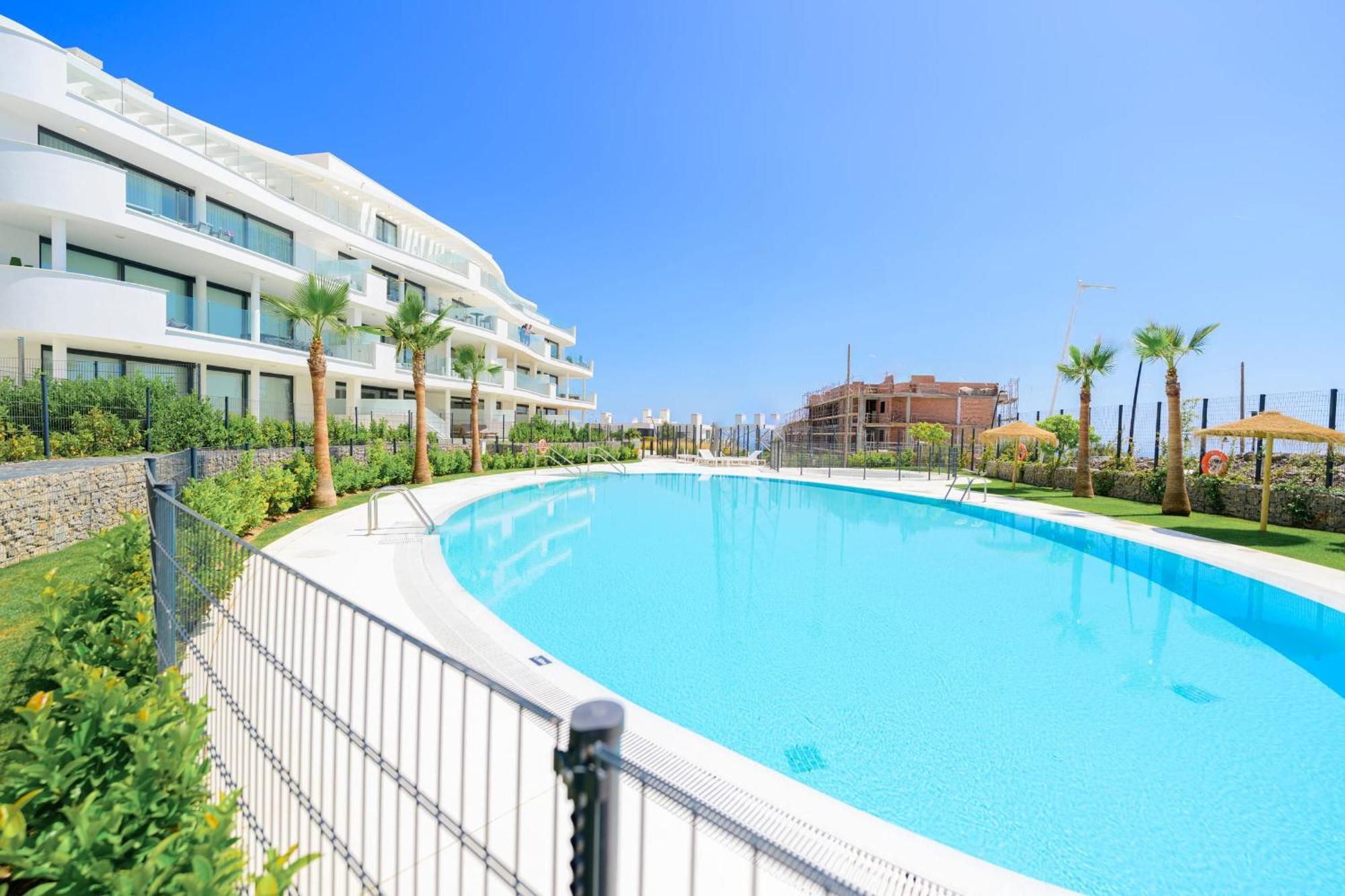 Amazing 3 Bedroom With Seaviews In Higueron Malaga