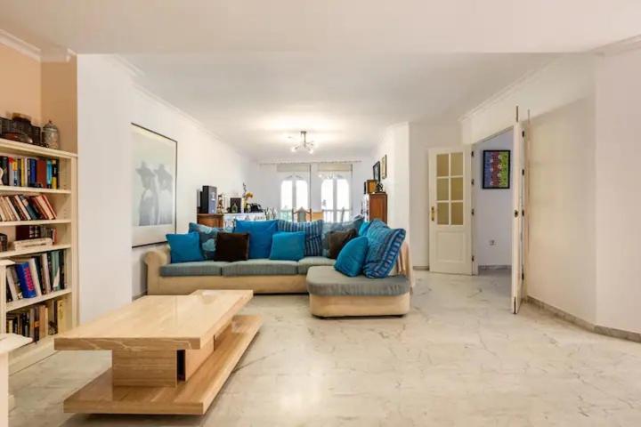 Precioso Con Patio Malaga