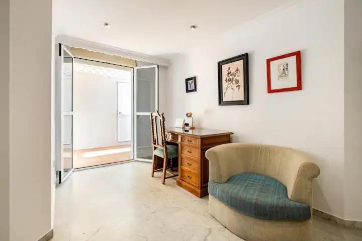 Precioso Con Patio Apartment Málaga