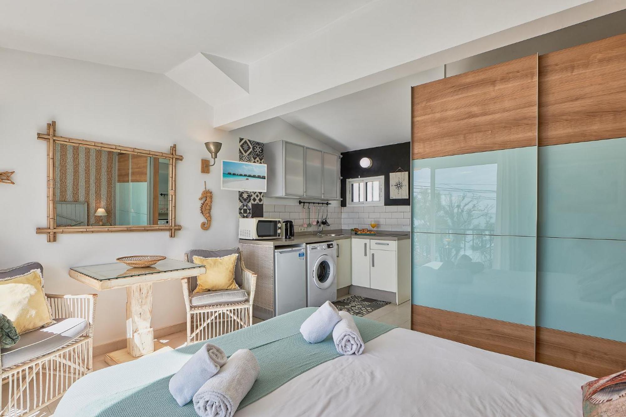 Pedregalejo Designe & Apartment Malaga