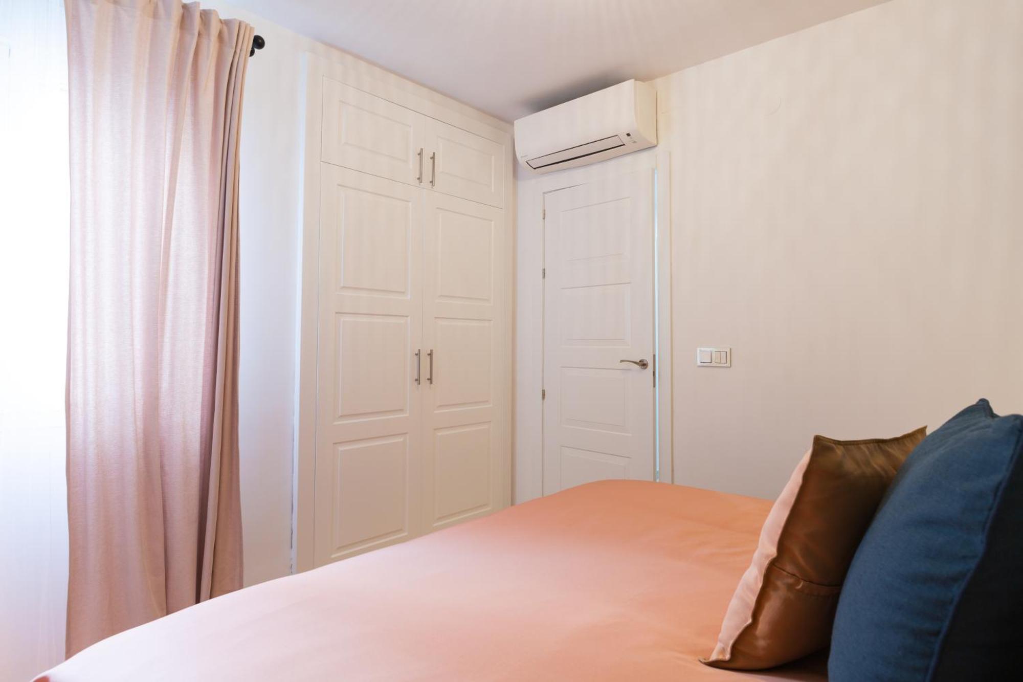 Centro Ii: And Bright With Balconies Apartamento