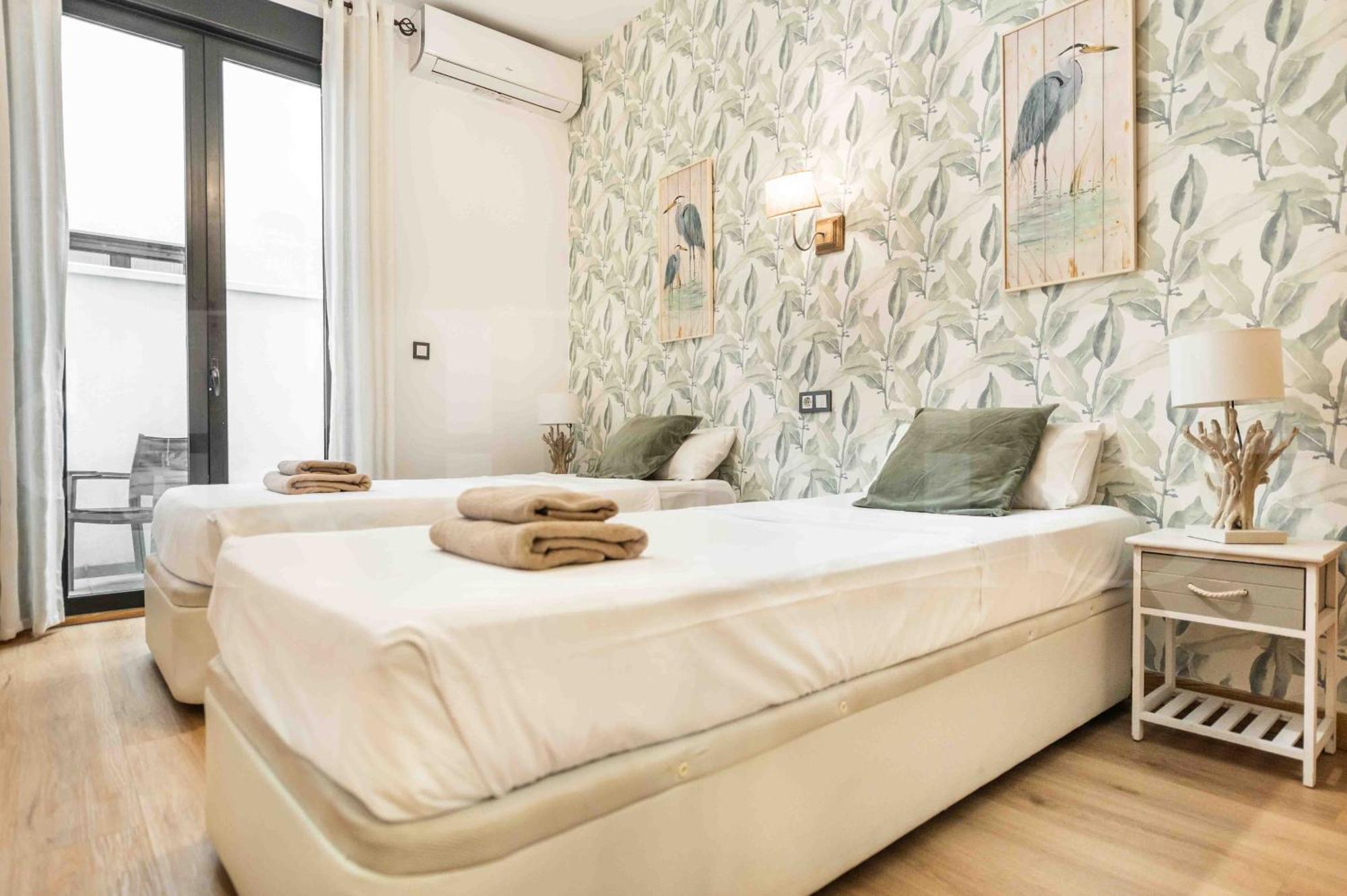 3br With Parking And Patio In The Center By Rems Apartment Malaga