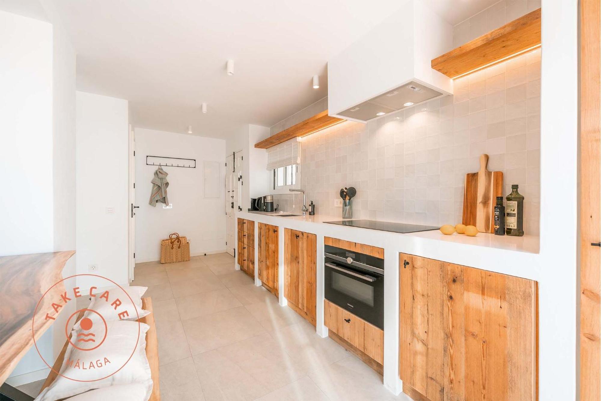 Luxury House In El Palo! - Tcm *