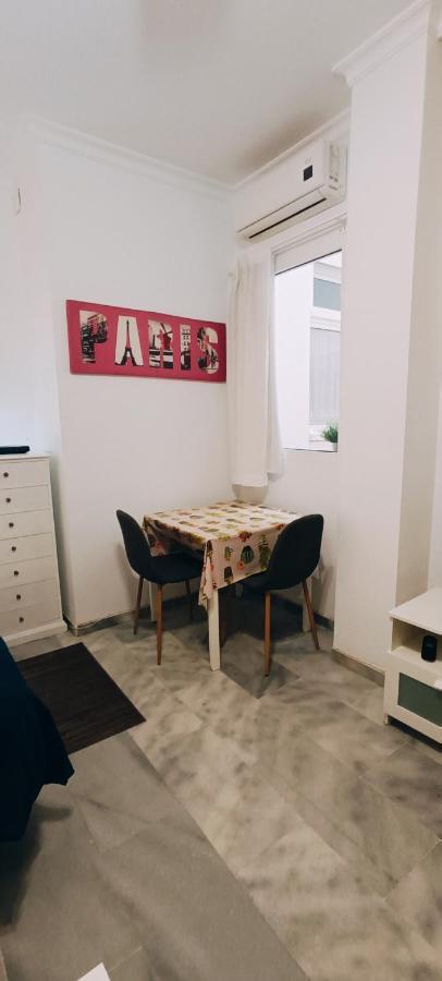 Estudios Santos Apartment