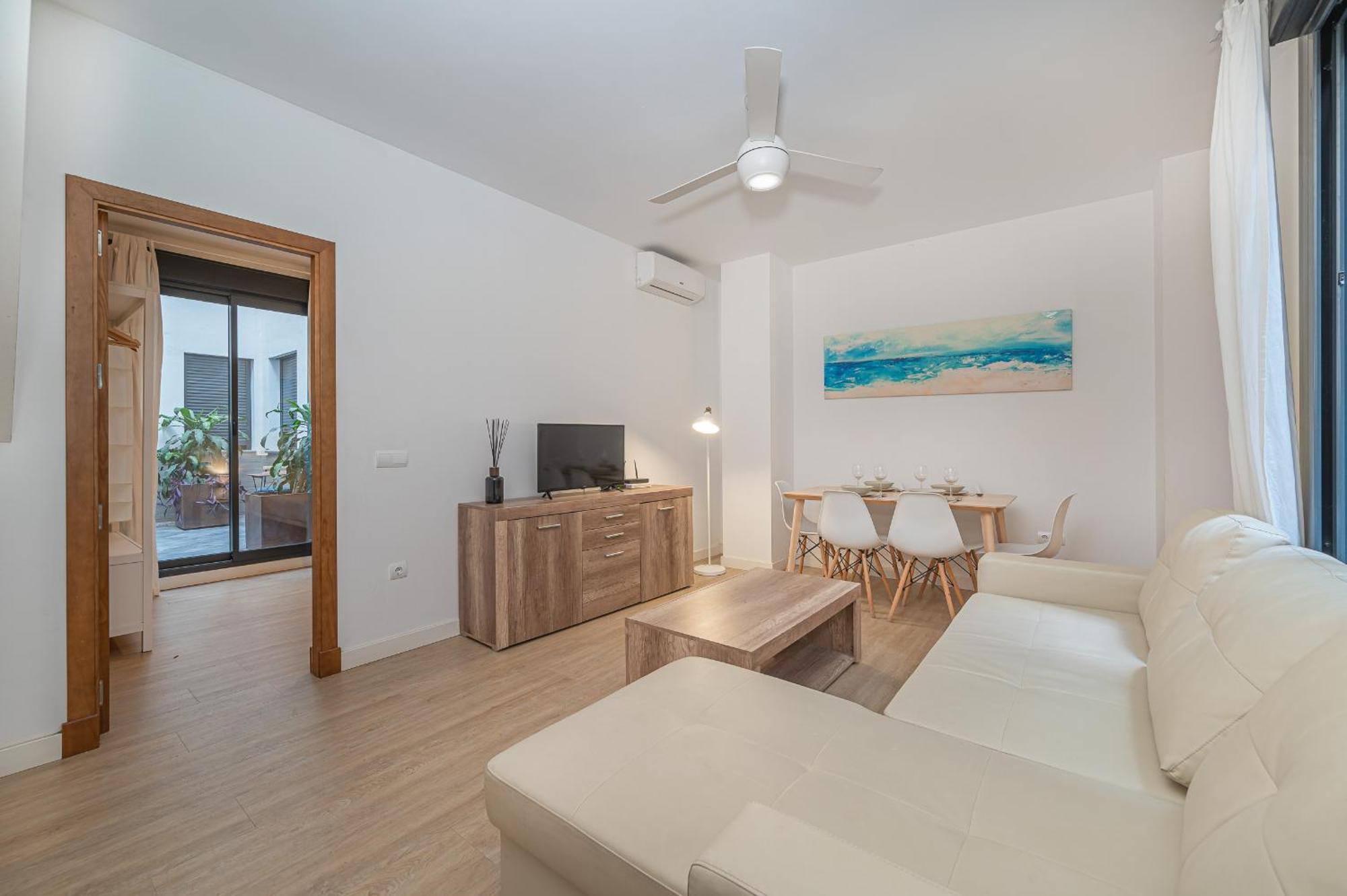 Dona Elvira Parras Apartment Malaga